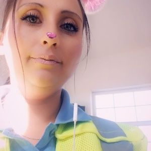 Meet your Posher, Flor